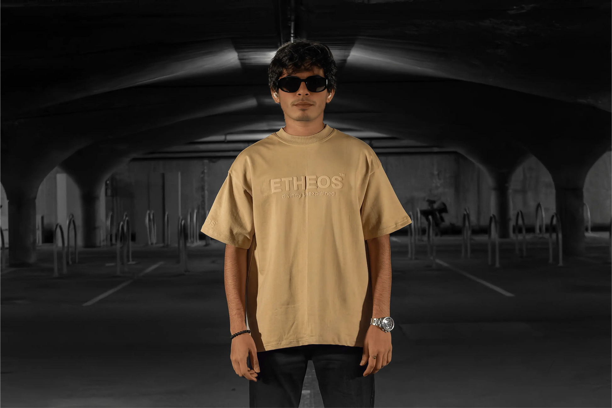Essential Latte T-Shirt [Unisex]