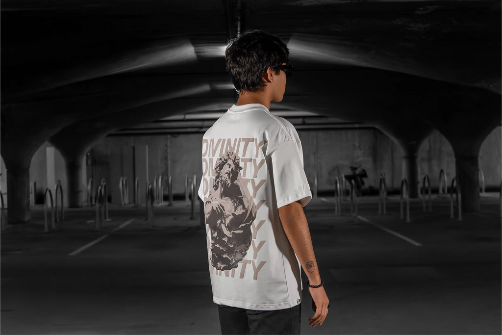 Divinity Pearl T-Shirt [Unisex]