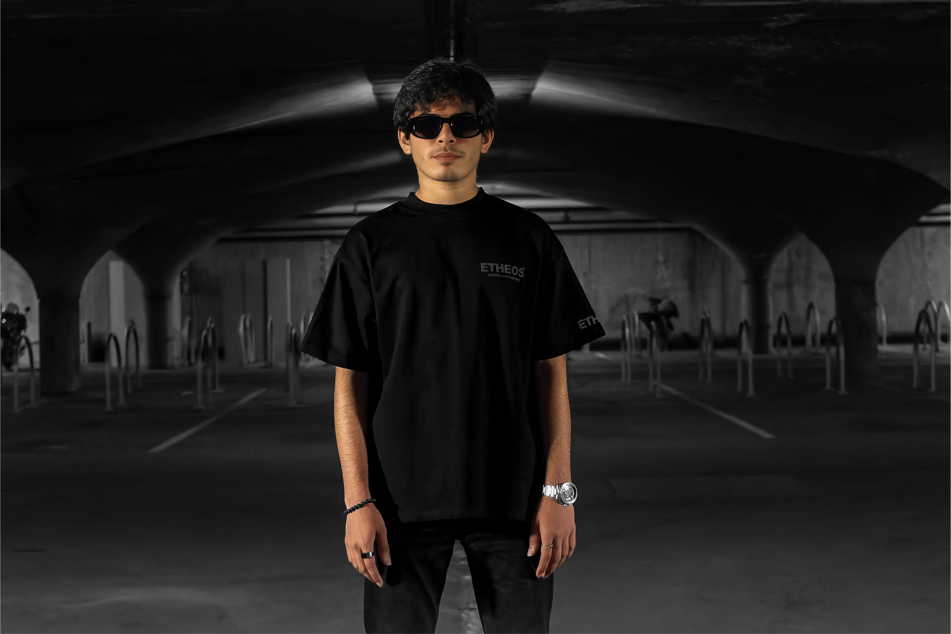 Iridescent Onyx T-Shirt [Unisex]