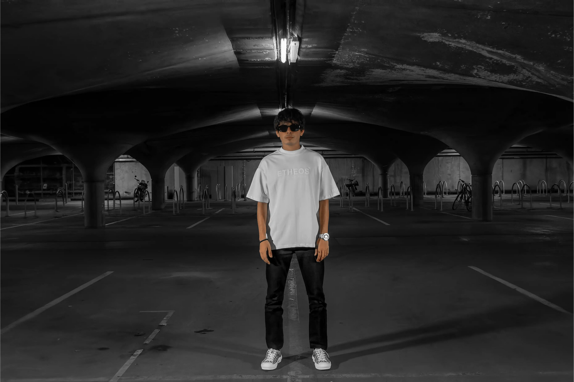 Essential Pearl T-Shirt [Unisex]